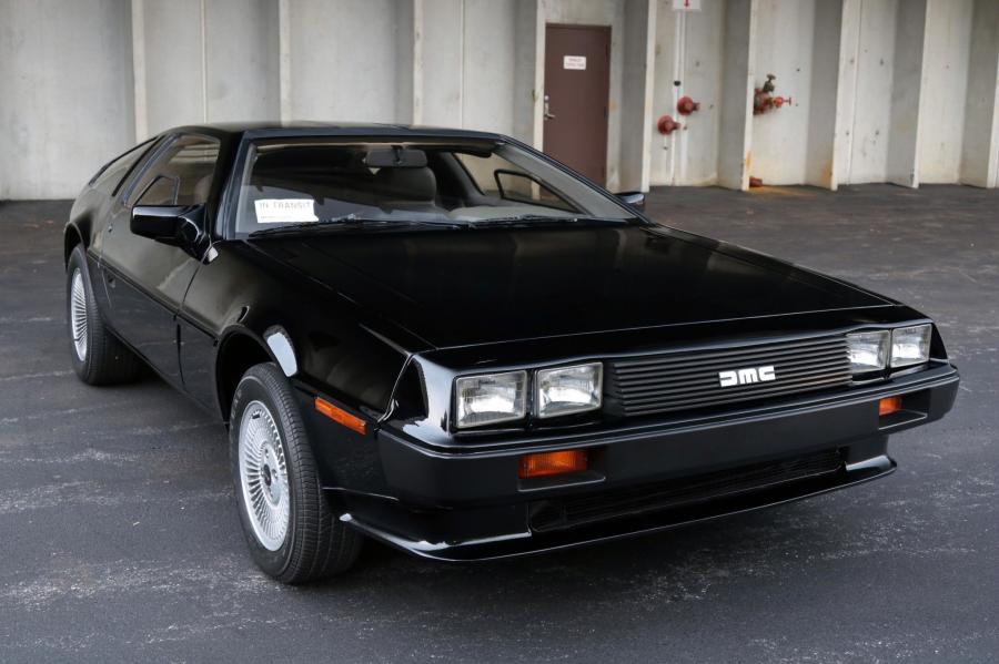  DeLorean DMC-12 in Black 1981 года  (фото 19 из 207)